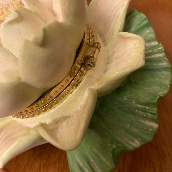 Decorative Lotus and Lily Pad Trinket and Ring Container with Red Jewel Opening - Picture 5 of 13